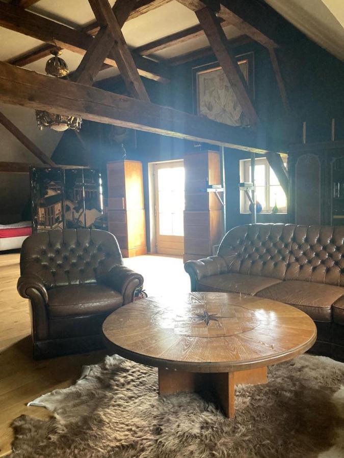 Altbau Zimmer In Аніф Екстер'єр фото